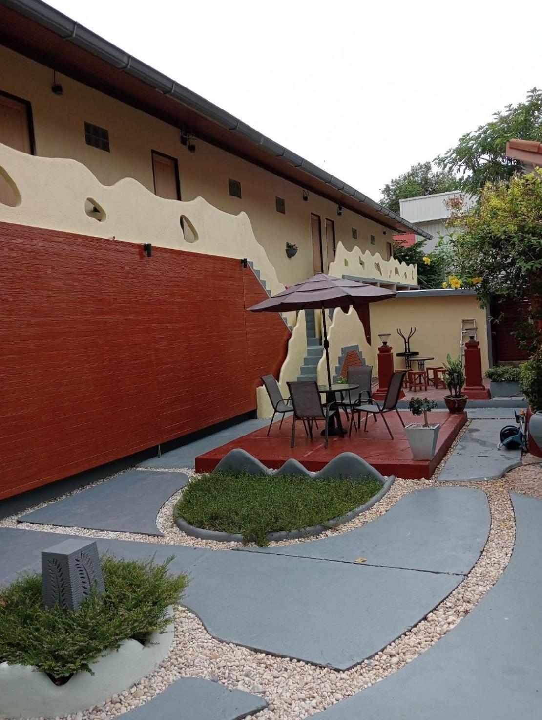 Pandora Cafe Hotel Chaweng  Bagian luar foto