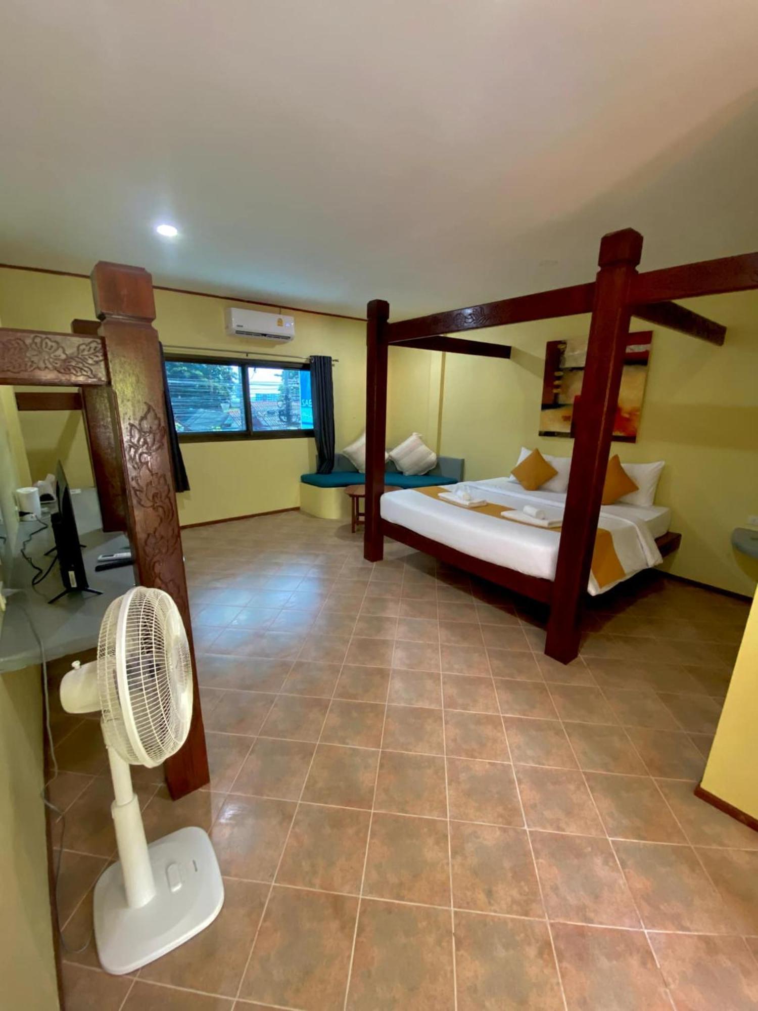 Pandora Cafe Hotel Chaweng  Bagian luar foto
